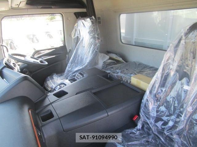 Mitsubishi GREAT 2026-03 7963964-23