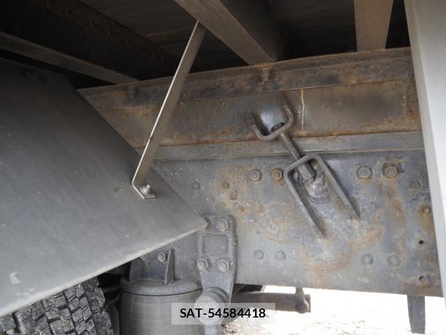 Mitsubishi GREAT 2014-07 7963973-18