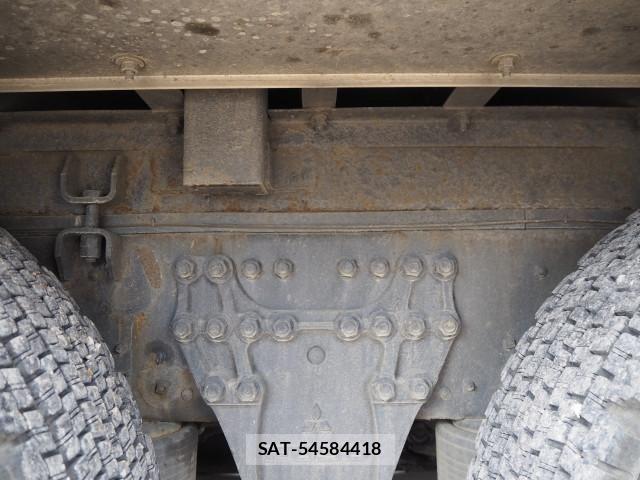 Mitsubishi GREAT 2014-07 7963973-27