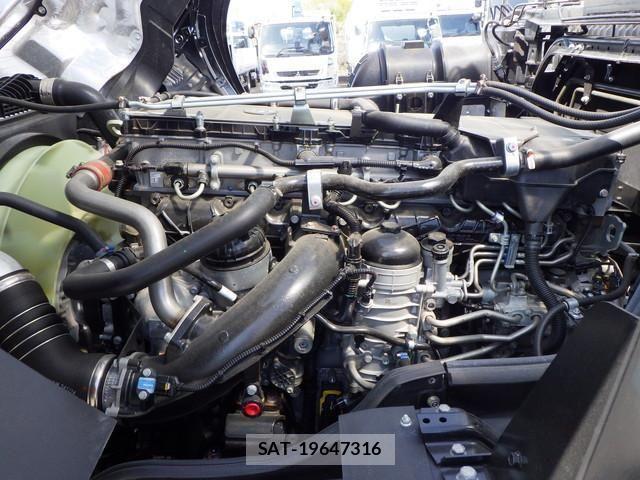 Mitsubishi GREAT 2025-11 7963961-12