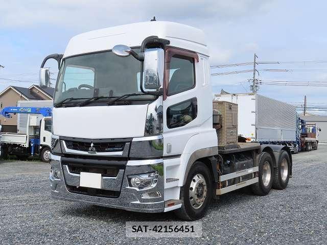 Mitsubishi GREAT 2019-01 7981187-0