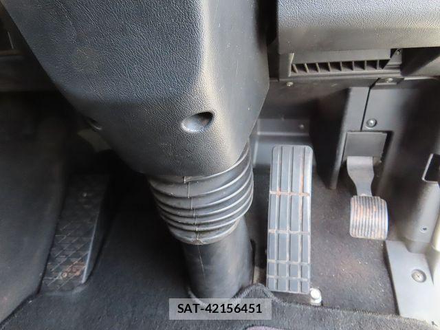 Mitsubishi GREAT 2019-01 7981187-16