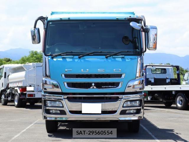 Mitsubishi GREAT 2015-07 7981188-10