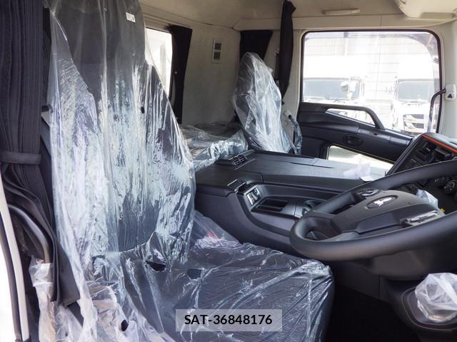 Mitsubishi GREAT 2025-10 7981173-25