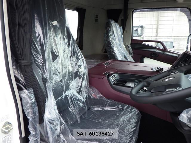 Mitsubishi GREAT 2026-02 7981176-21