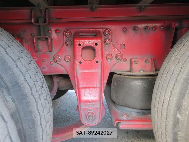 Mitsubishi GREAT 2016-04 7981185-10