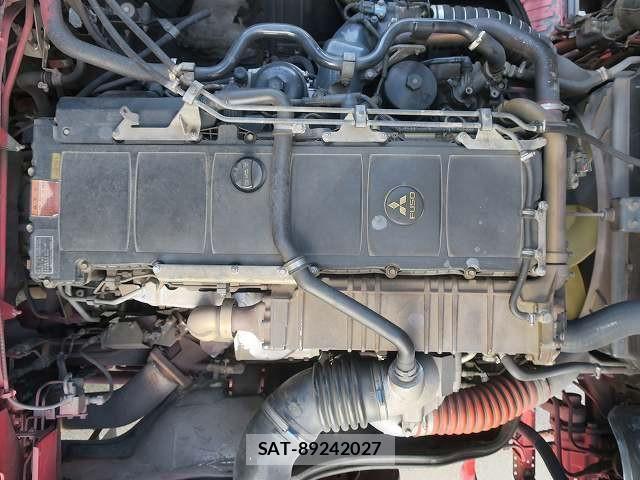Mitsubishi GREAT 2016-04 7981185-11