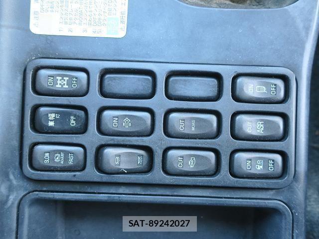 Mitsubishi GREAT 2016-04 7981185-20