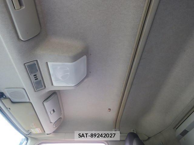 Mitsubishi GREAT 2016-04 7981185-23