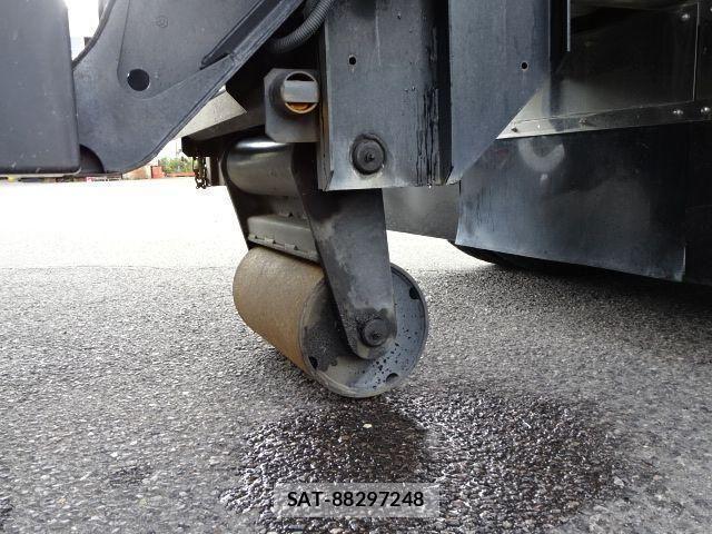 Mitsubishi GREAT 2012-07 8038557-13
