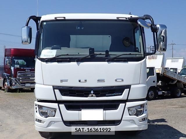 Mitsubishi GREAT 2017-10 8038560-4
