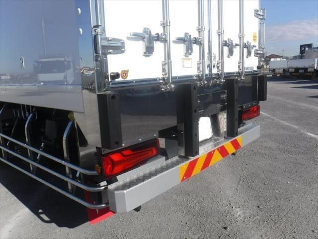 Mitsubishi GREAT 2025-12 8060618-15