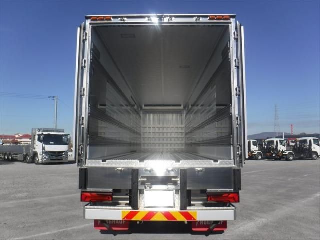 Mitsubishi GREAT 2025-12 8060618-21