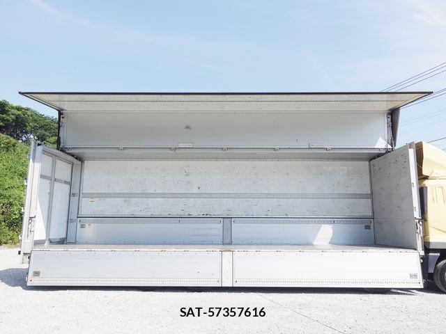 Mitsubishi GREAT 2018-08 8075789-9