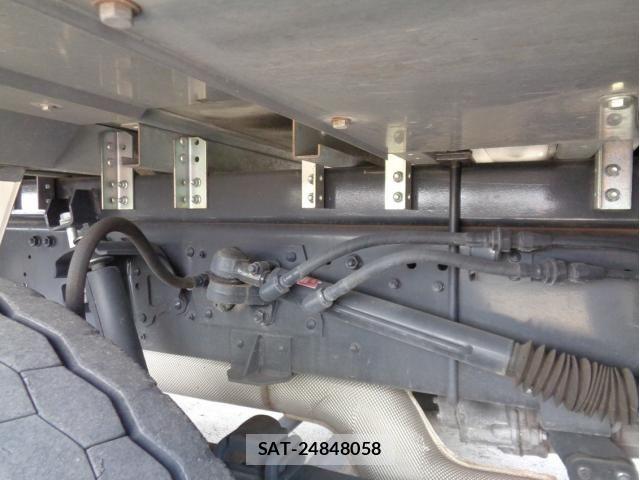 Mitsubishi GREAT 2024-12 8102128-15