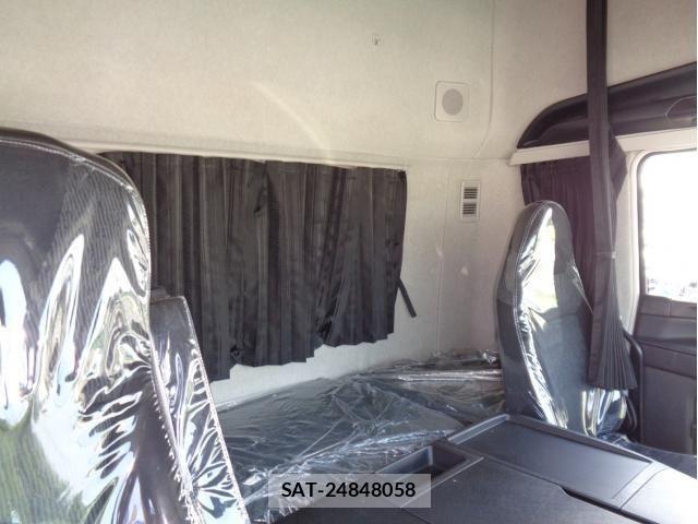 Mitsubishi GREAT 2024-12 8102128-22