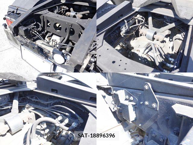 Mitsubishi GREAT 2011-12 8102129-17