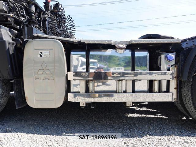 Mitsubishi GREAT 2011-12 8102129-18