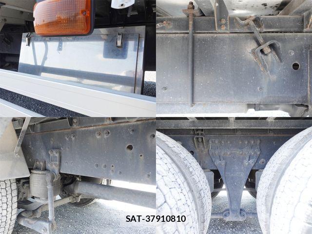 Mitsubishi GREAT 2019-08 8132553-16