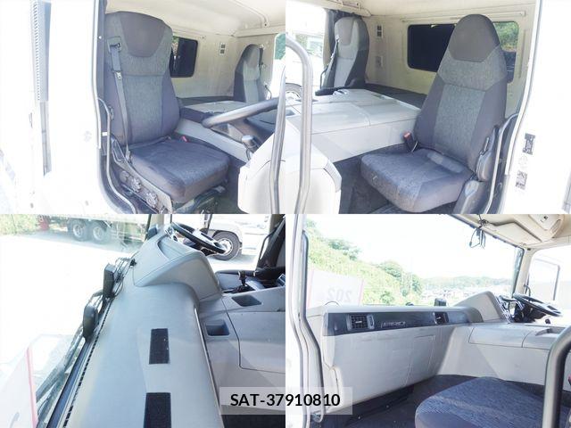 Mitsubishi GREAT 2019-08 8132553-19