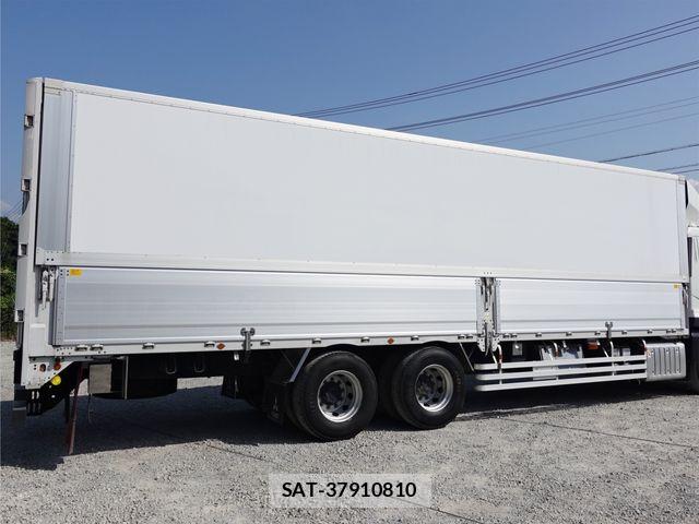 Mitsubishi GREAT 2019-08 8132553-4