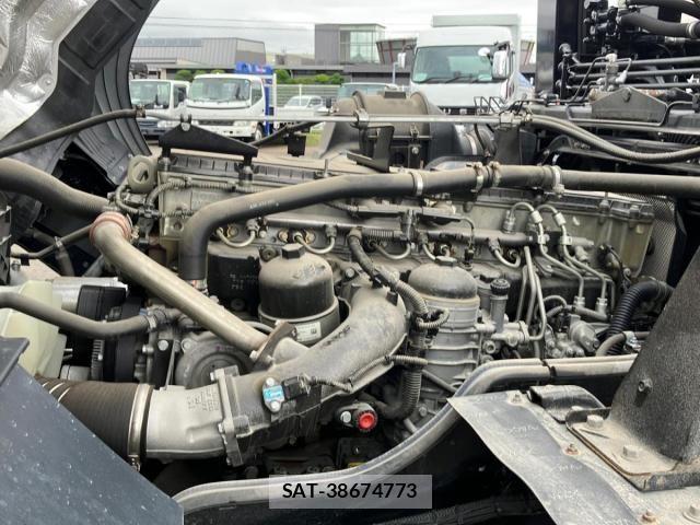 Mitsubishi GREAT 2023-06 8146779-18