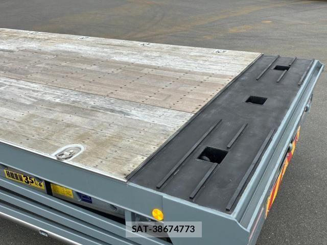 Mitsubishi GREAT 2023-06 8146779-8