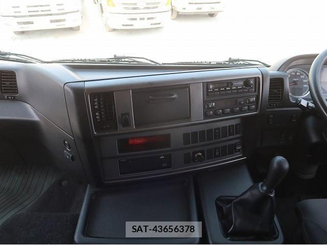 Mitsubishi GREAT 2014-04 8146783-19
