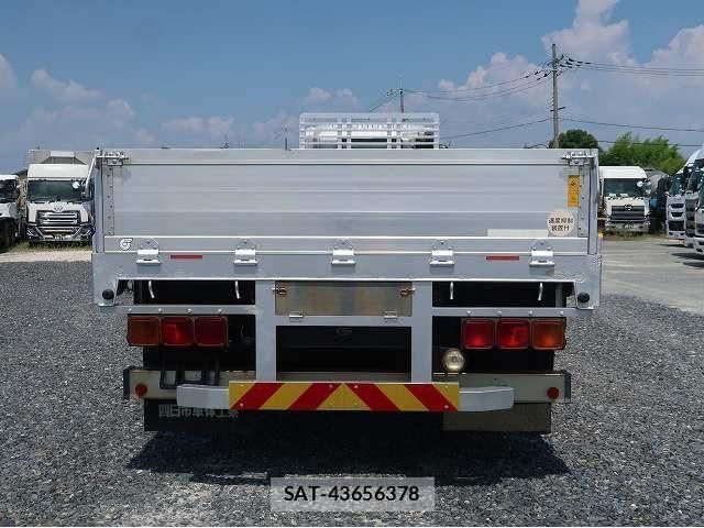 Mitsubishi GREAT 2014-04 8146783-4