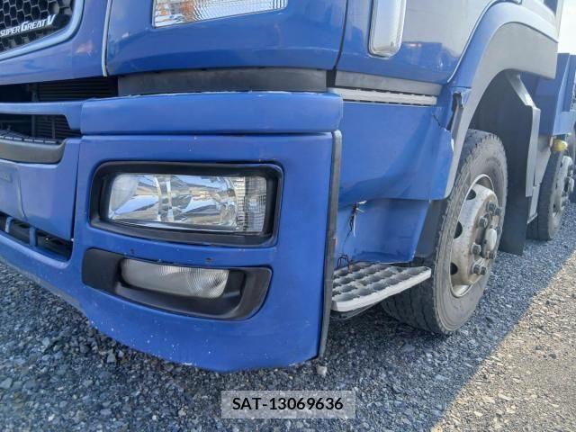 Mitsubishi GREAT 2016-06 8146782-13