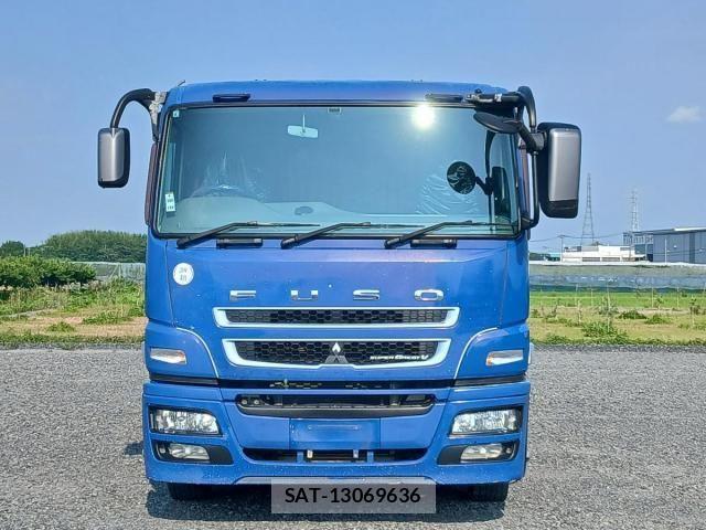 Mitsubishi GREAT 2016-06 8146782-3