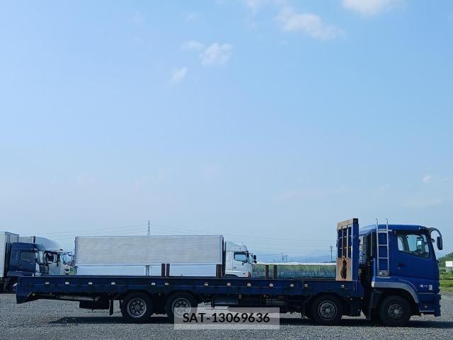 Mitsubishi GREAT 2016-06 8146782-5