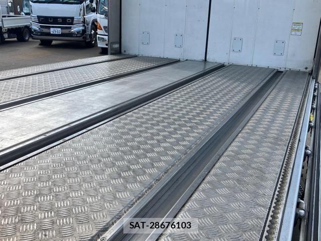 Mitsubishi GREAT 2018-10 8159325-11