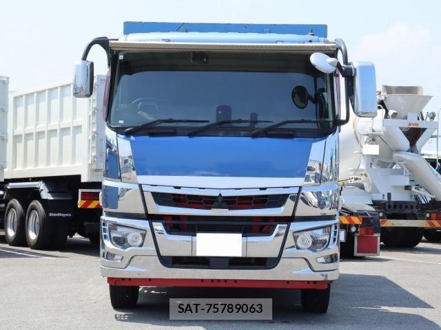 Mitsubishi GREAT 2021-06 8159318-1