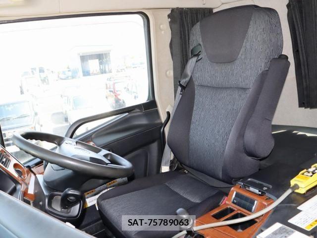 Mitsubishi GREAT 2021-06 8159318-27