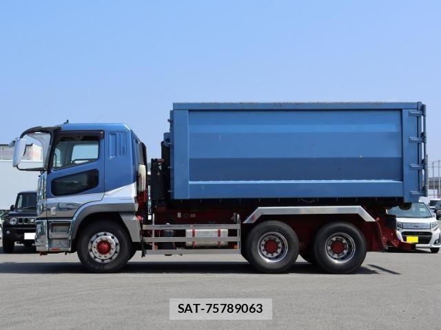 Mitsubishi GREAT 2021-06 8159318-3