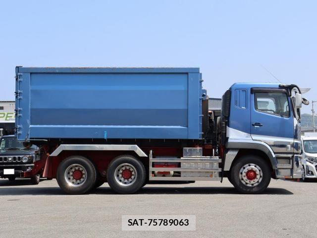 Mitsubishi GREAT 2021-06 8159318-4