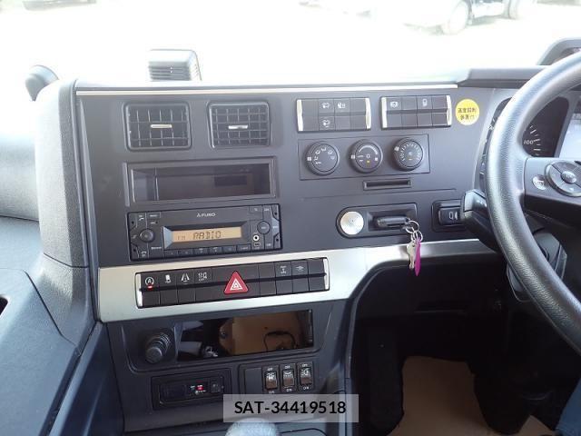 Mitsubishi GREAT 2018-03 8159324-18