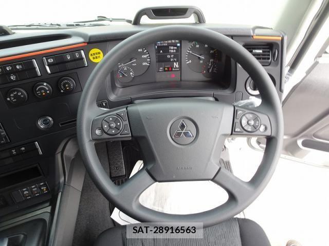 Mitsubishi GREAT 2026-04 8159317-19