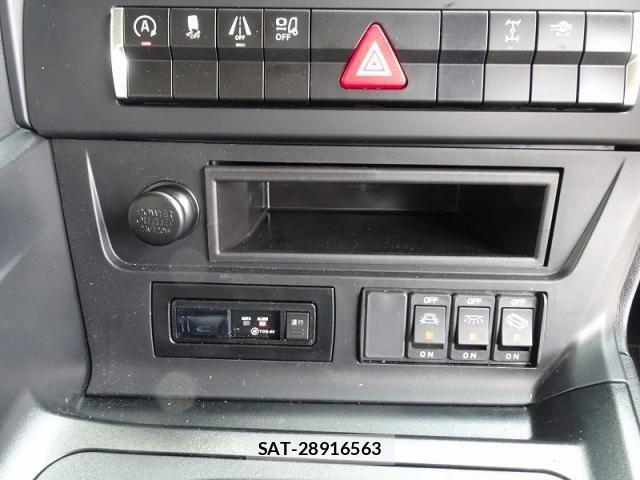 Mitsubishi GREAT 2026-04 8159317-21