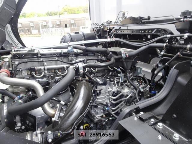 Mitsubishi GREAT 2026-04 8159317-25
