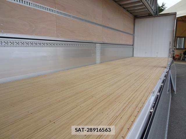 Mitsubishi GREAT 2026-04 8159317-8