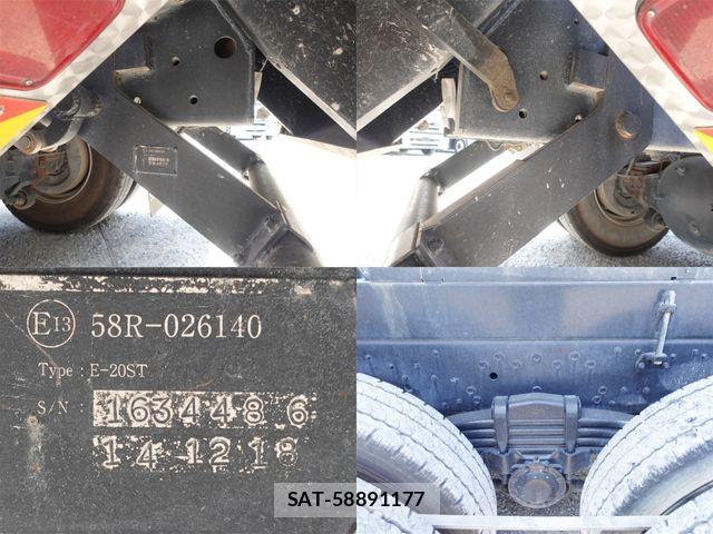 Mitsubishi GREAT 2014-12 8210481-19