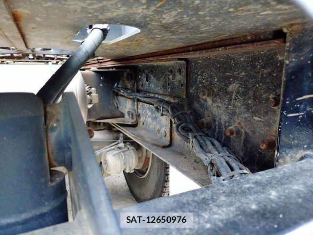 Mitsubishi GREAT 2024-03 8210479-25