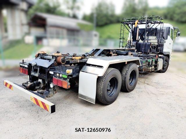 Mitsubishi GREAT 2024-03 8210479-2