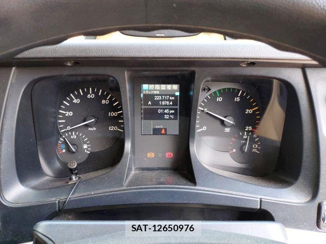 Mitsubishi GREAT 2024-03 8210479-8