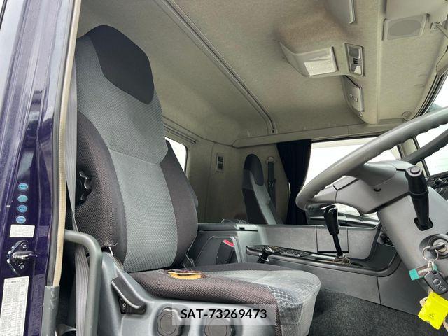 Mitsubishi GREAT 2018-04 8210480-14