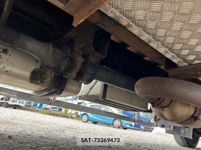 Mitsubishi GREAT 2018-04 8210480-22