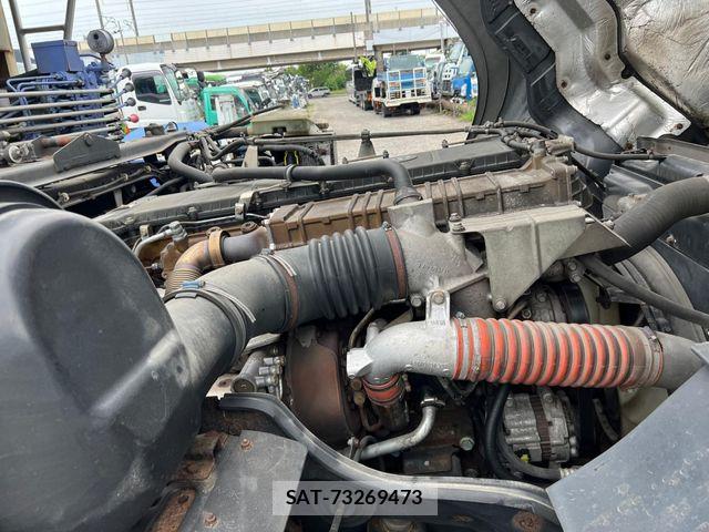 Mitsubishi GREAT 2018-04 8210480-27