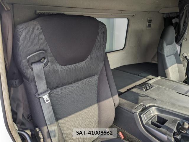 Mitsubishi GREAT 2018-03 8232001-26